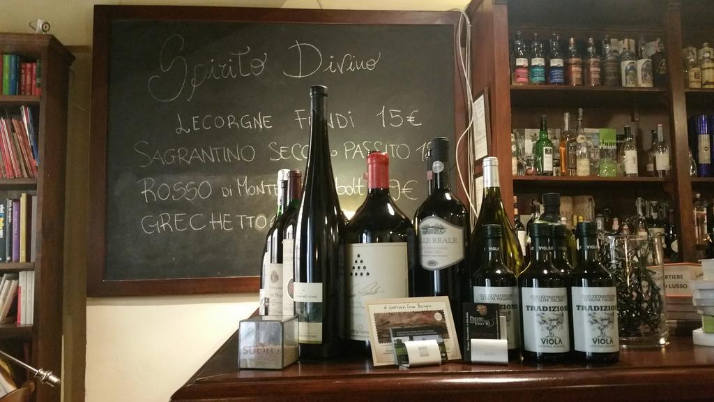 Locanda Spirito Divino Bevagna Eksteriør billede