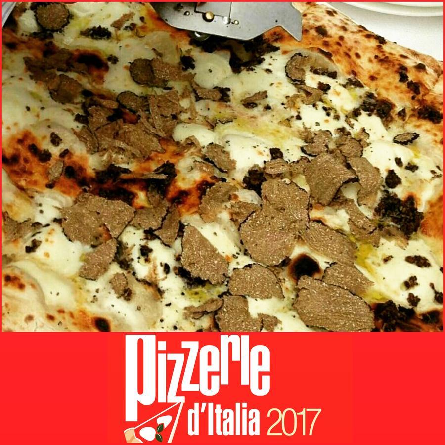 Locanda Spirito Divino Bevagna Eksteriør billede
